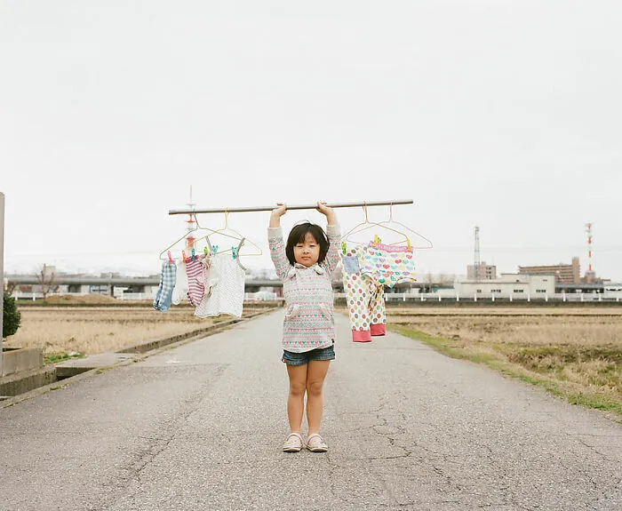 Japanese Photographer Has Taken The Cutest Pictures Of His Then 4-Year-Old Daughter (26 Pics)
