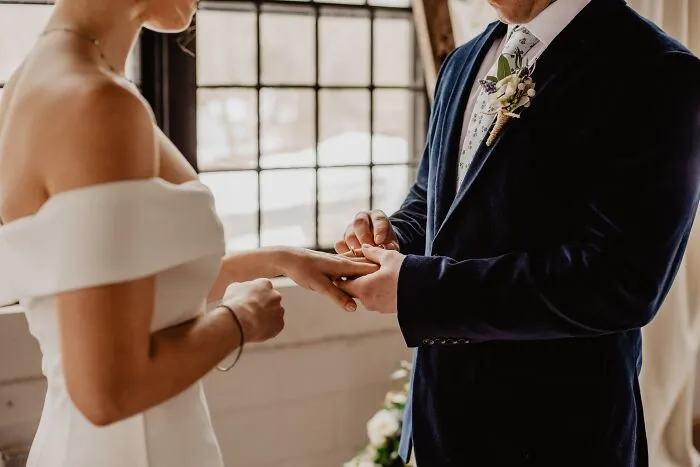 “My New Wife Changed The Second I Said ‘I Do’”: 30 Reasons Why People Filed For Divorce In Less Than A Year, As Shared Online