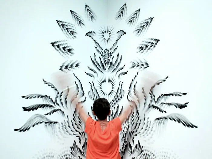 30 Incredible Drawings That Were Painted With Nothing But Fingers And Charcoal Dust By Judith Braun