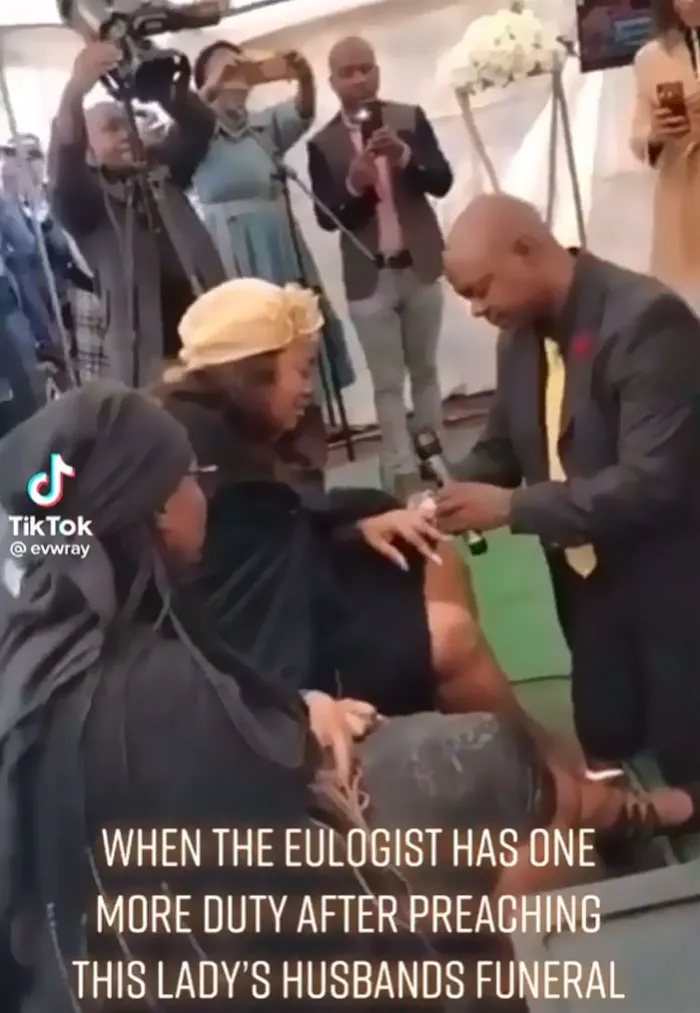 “That’s It, I’m Proposal Shaming”: 30 Times People Couldn’t Hold Back From Roasting Tragic Proposals