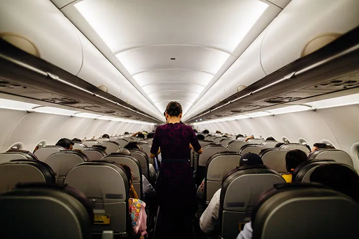 40 Common Etiquette Mistakes To Avoid On Your Next Flight, As Told By Frequent Fliers
