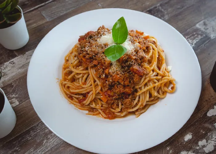 “They Somehow Thought Free Spaghetti Was A Reasonable Request”: 45 Of The Most Peculiar Requests Waiters Have Ever Heard