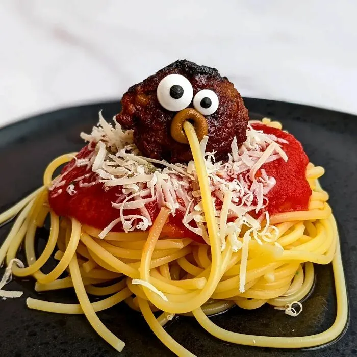 35 Humorous Food Art That This Artist Made By Adding Funny Faces On Top Of Her Creations