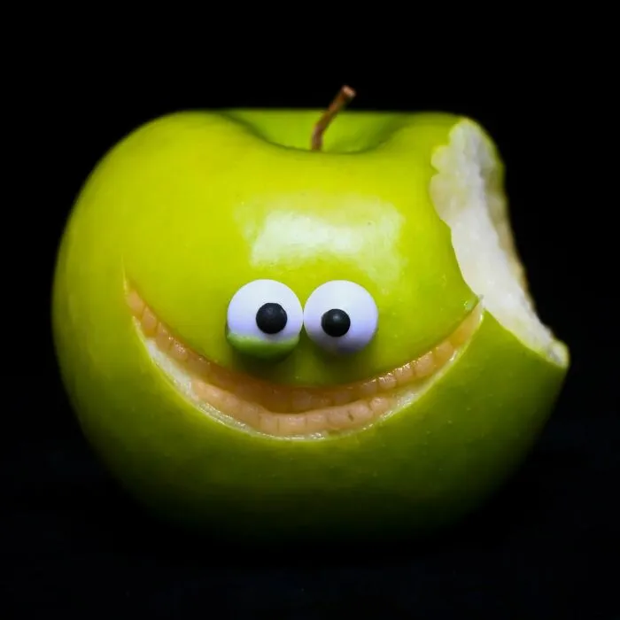35 Humorous Food Art That This Artist Made By Adding Funny Faces On Top Of Her Creations