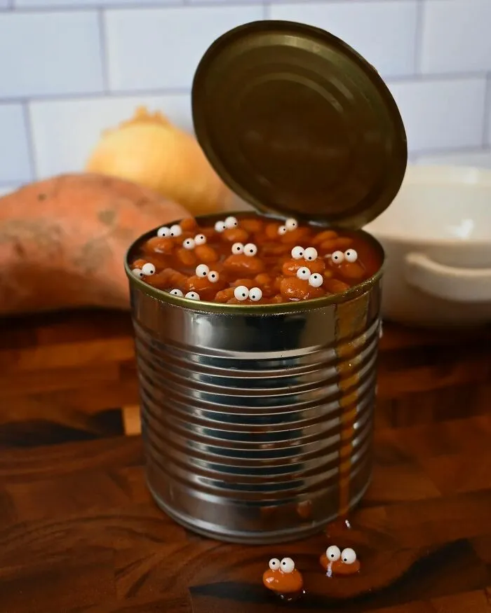 35 Humorous Food Art That This Artist Made By Adding Funny Faces On Top Of Her Creations