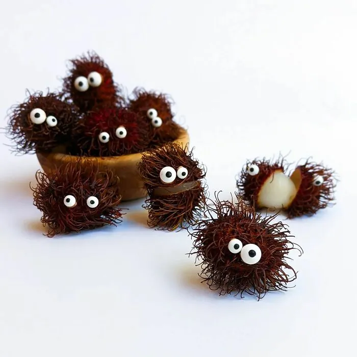 35 Humorous Food Art That This Artist Made By Adding Funny Faces On Top Of Her Creations