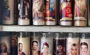 50 Ironic Pics That Perfectly Showcase The Absurdity Of Capitalism, As Shared On This Group