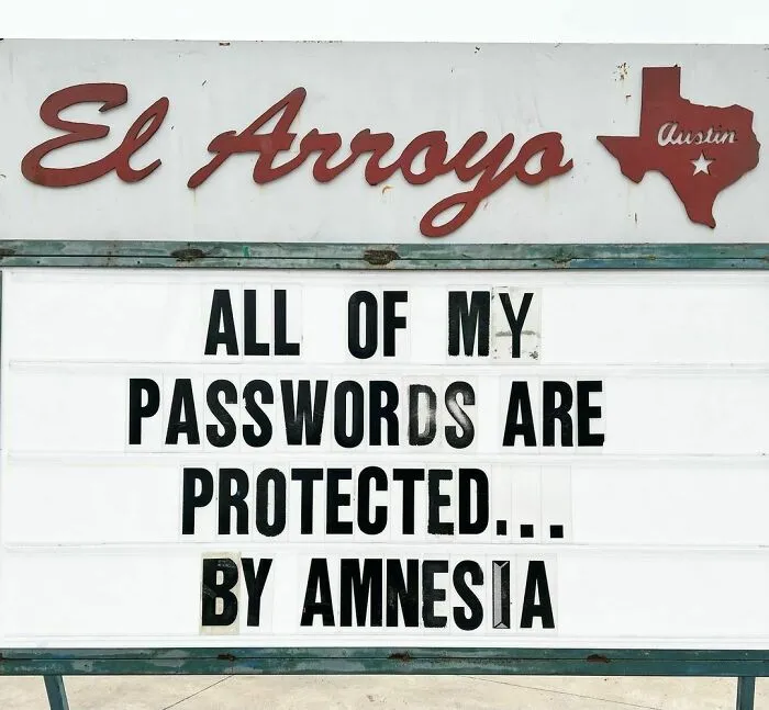 20 Divertidísimos carteles de nuestro restaurante favorito 'El Arroyo', en Texas