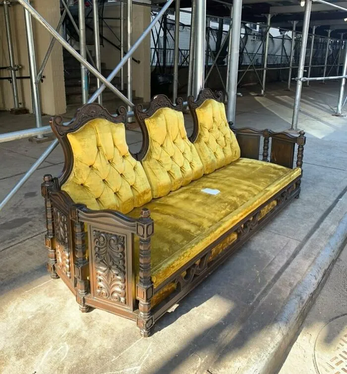 This Looks Almost Too Fancy To Sit On. East 122nd And Lexington