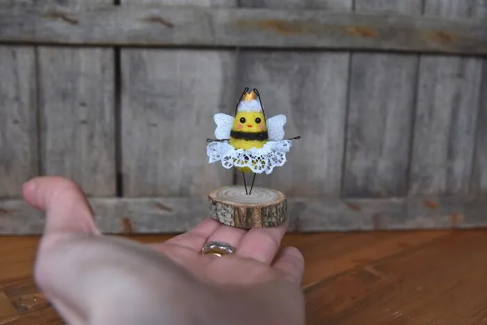 Ballerina Bee