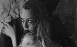 A Visual Exploration Of Narcissistic Abuse And Recovery (15 Photos)