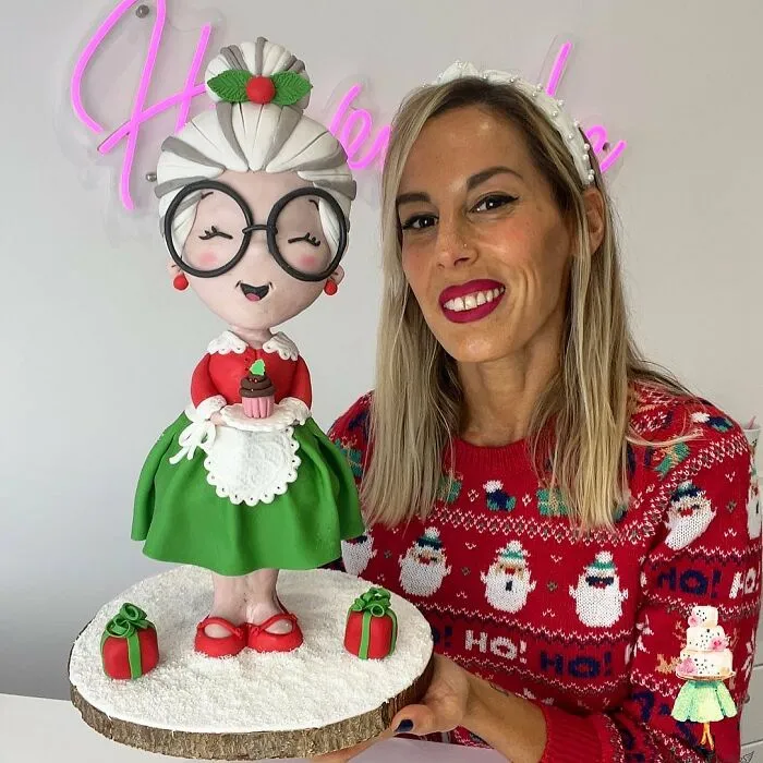 29 Impressive Cakes Created By French Artist Emilie Tosello