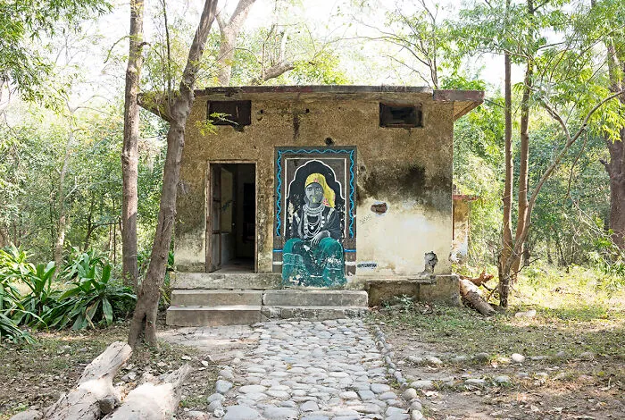 Donavon's Residence, Beatles Ashram, Rishikesh, India