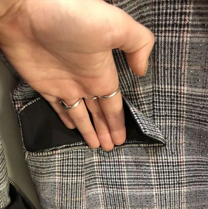 56 Bad Fashion Trends We Don’t Want To See In Our Wardrobes