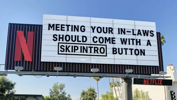 50 Times Marketing Specialists Stepped Up Their Game And Surprised People With These Cool Outdoor Adverts