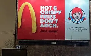 50 Times Marketing Specialists Stepped Up Their Game And Surprised People With These Cool Outdoor Adverts