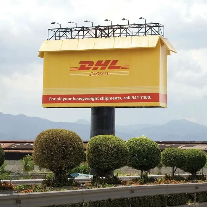 50 Times Marketing Specialists Stepped Up Their Game And Surprised People With These Cool Outdoor Adverts