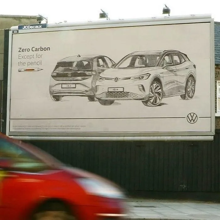 50 Times Marketing Specialists Stepped Up Their Game And Surprised People With These Cool Outdoor Adverts