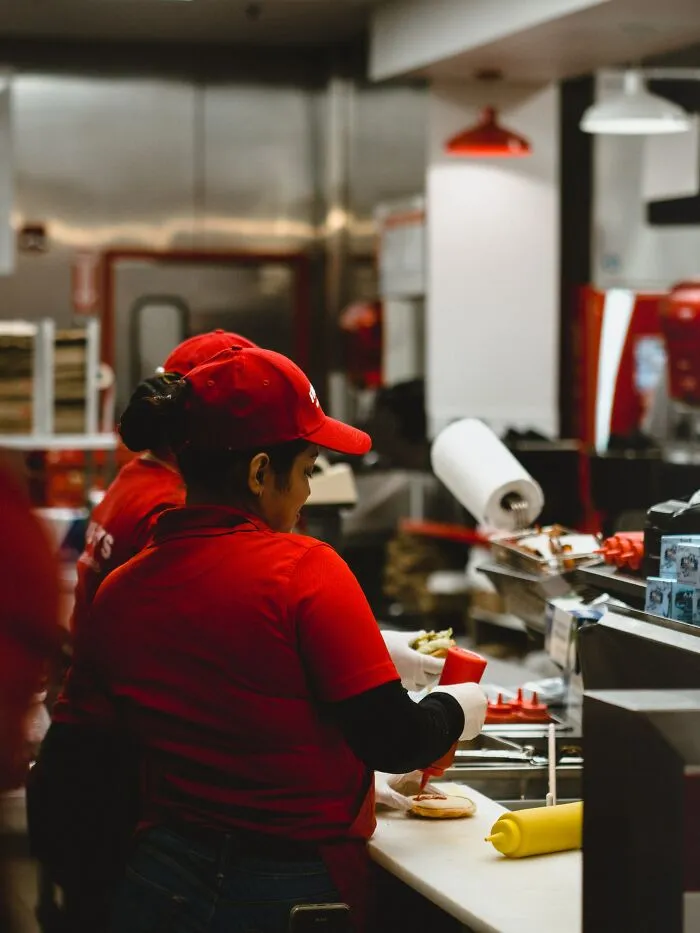 40 Company Secrets These People Have Revealed Since They Don't Work There Anymore Or Just Don't Care