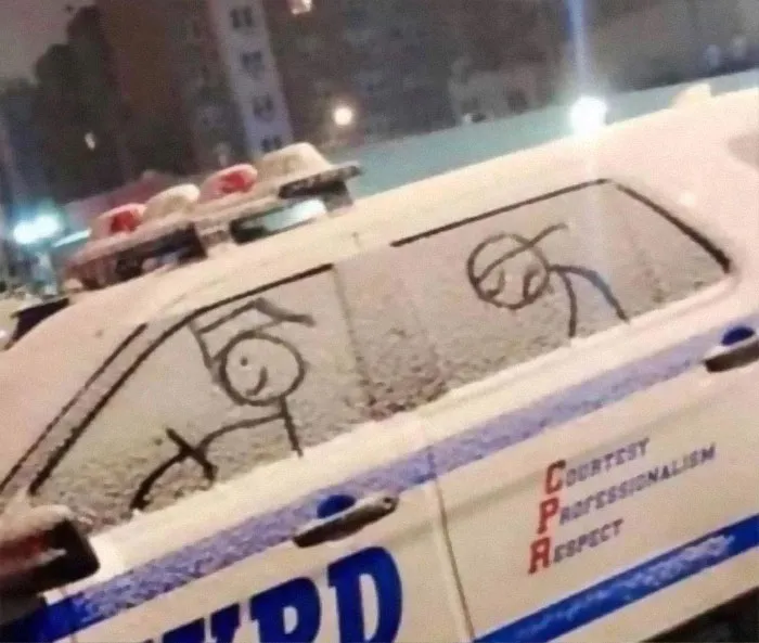 50 Random Posts From This Instagram Account That Are Both Funny And Concerning