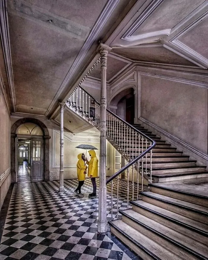 We Visited Abandoned Psychiatric Hospital With A Dark Story (10 Pics)