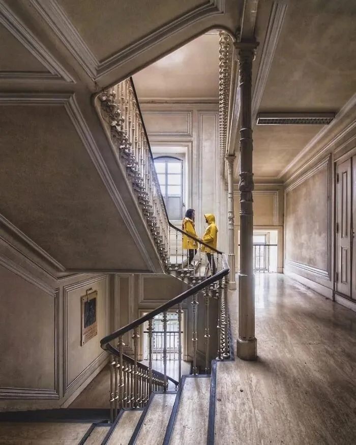 We Visited Abandoned Psychiatric Hospital With A Dark Story (10 Pics)