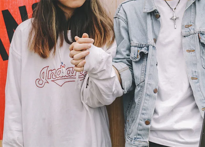 Men Are Sharing Little Things Women Do That Make Them Feel Valued And Loved (30 Answers)