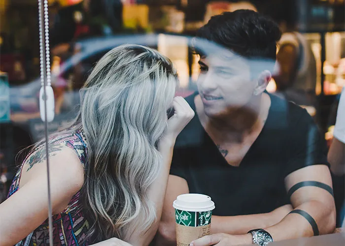 Men Are Sharing Little Things Women Do That Make Them Feel Valued And Loved (30 Answers)
