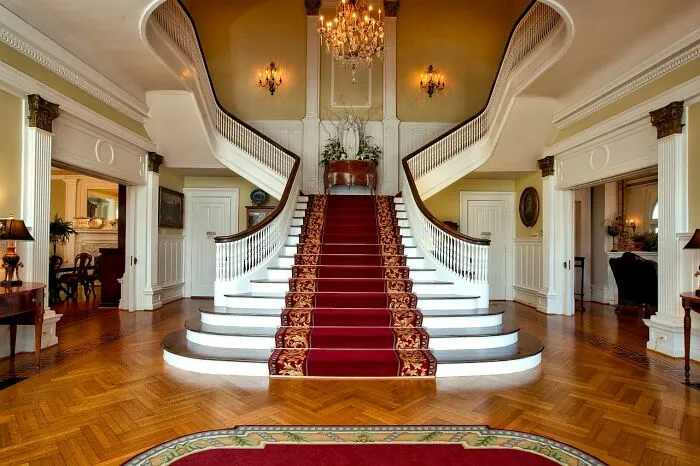 30 Of The Wildest Things The Rich Are Able To Purchase That Poor People Don't Even Know Exist