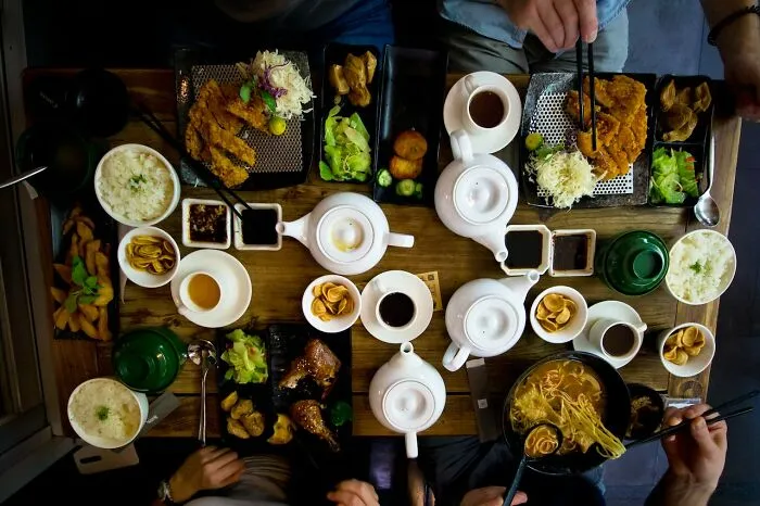 30 Red Flags To Keep An Eye On To Spot A Bad Restaurant, As Shared On This Online Group