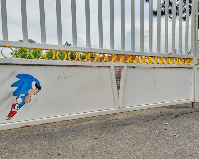 30 Ingeniosas y divertidas obras de arte urbano de las calles de Francia por Oakoak (nuevas fotos)
