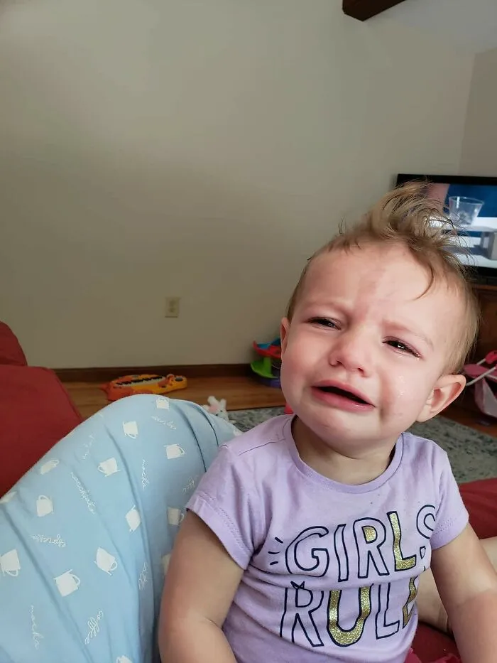 35 Razones tan ridículas como divertidas por las que lloran los niños, compartidas por sus padres