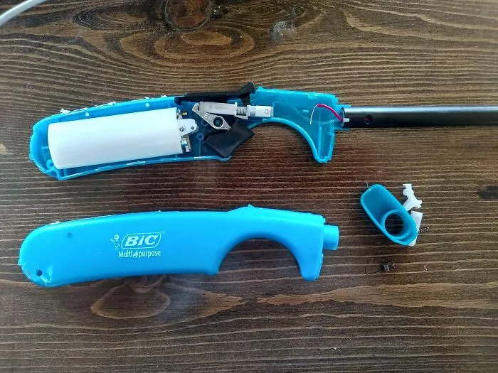 Abrí un encendedor y vi que había otro encendedor dentro 