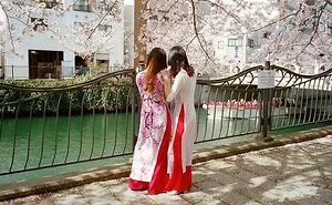 40 New Photos That Show What Daily Life In Japan Looks Like By Photographer Shin Noguchi