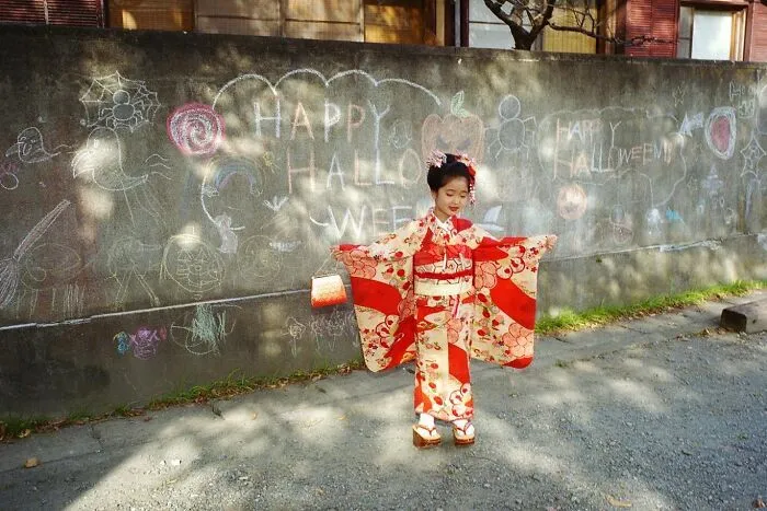 40 New Photos That Show What Daily Life In Japan Looks Like By Photographer Shin Noguchi
