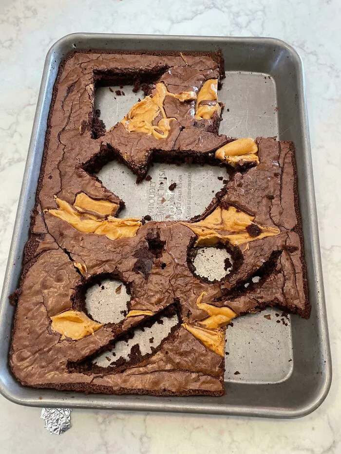 Kids Cutting Brownies