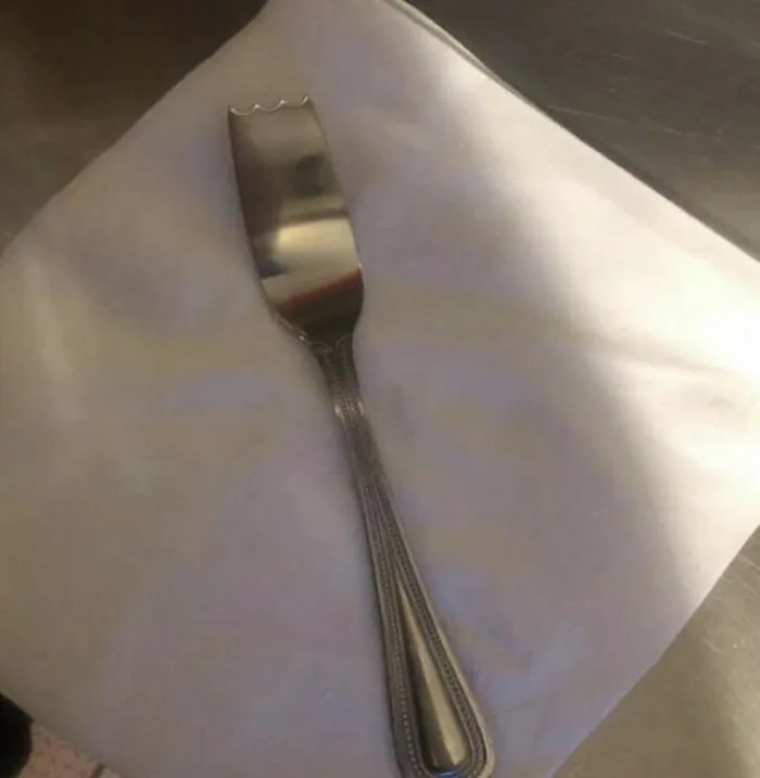 Un tenedor que no fue cortado
