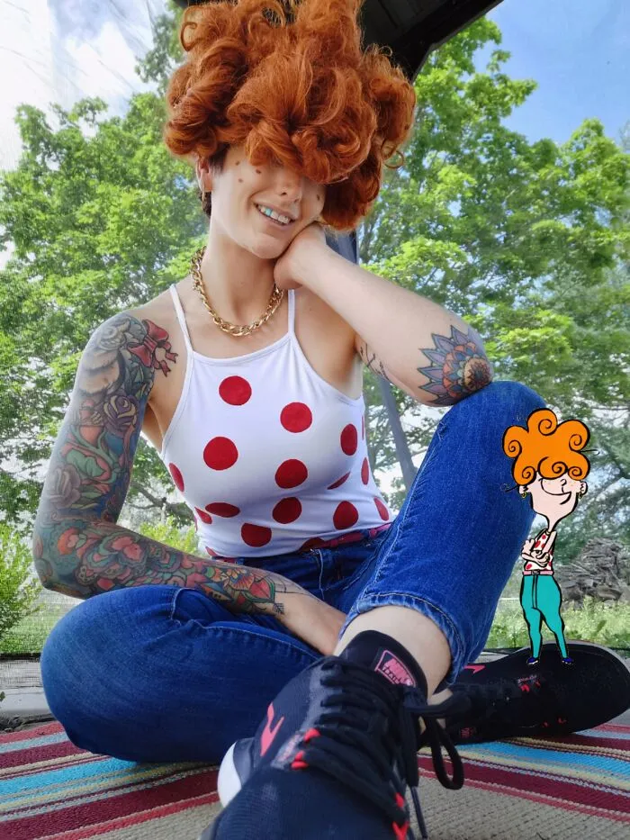 Person cosplaying Lee Kanker from the series Ed Edd N Eddy
