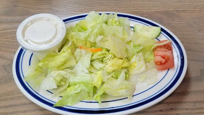 Esta ensalada de 10 dólares que pagué en un restaurante
