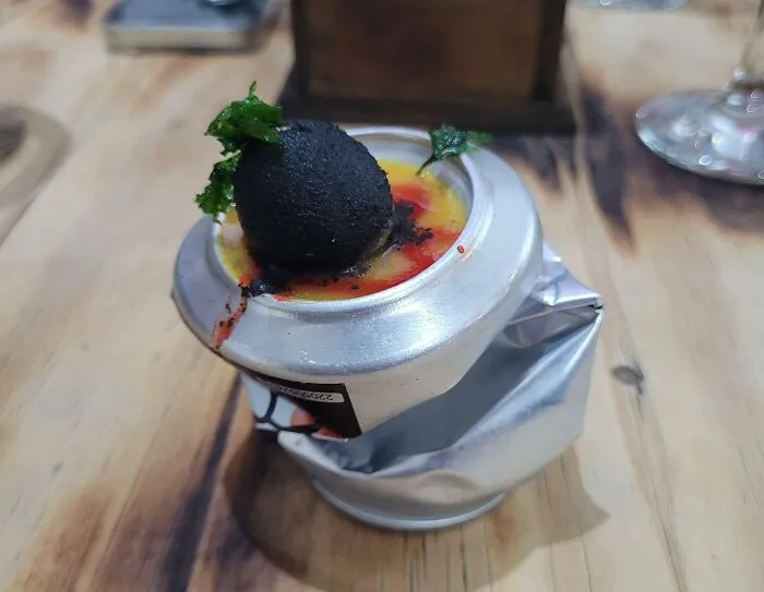 La próxima vez arrójame el plato, por favor