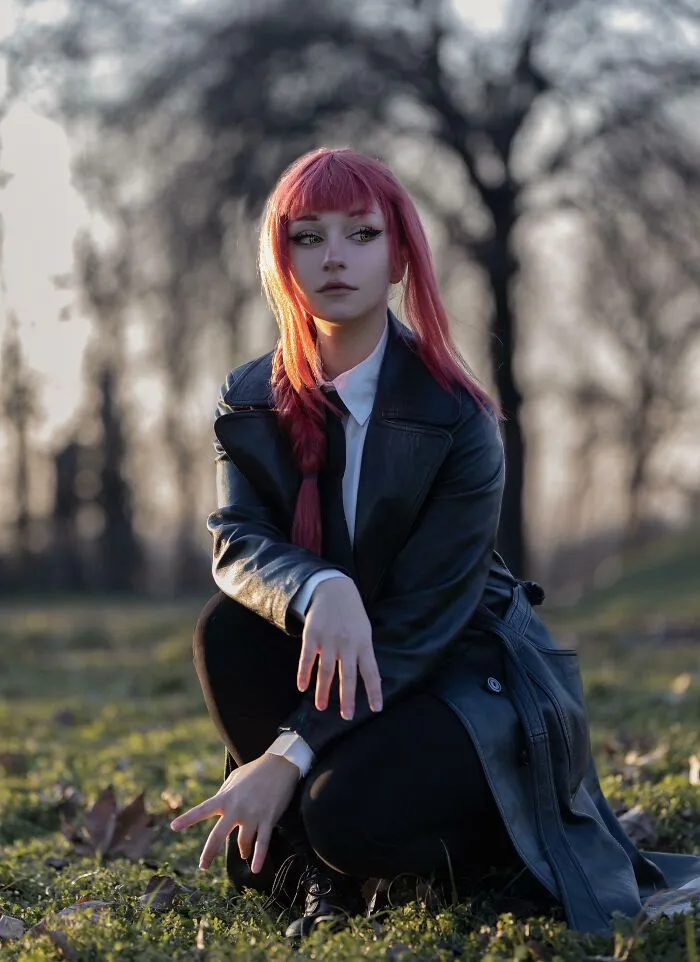 Person cosplaying Makima from Chainsaw