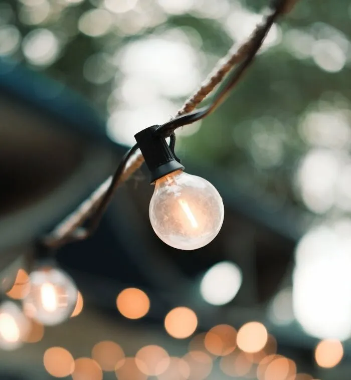 light bulb hanging on the rope