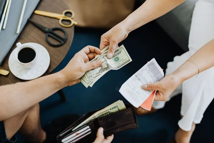 30 Money-Saving Hacks That Seem To Work For Everyone Except These Folks, As Listed Online
