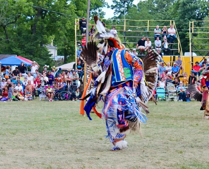 Powwow: 29 New Pictures Of Dancers And Their Beautiful Costumes