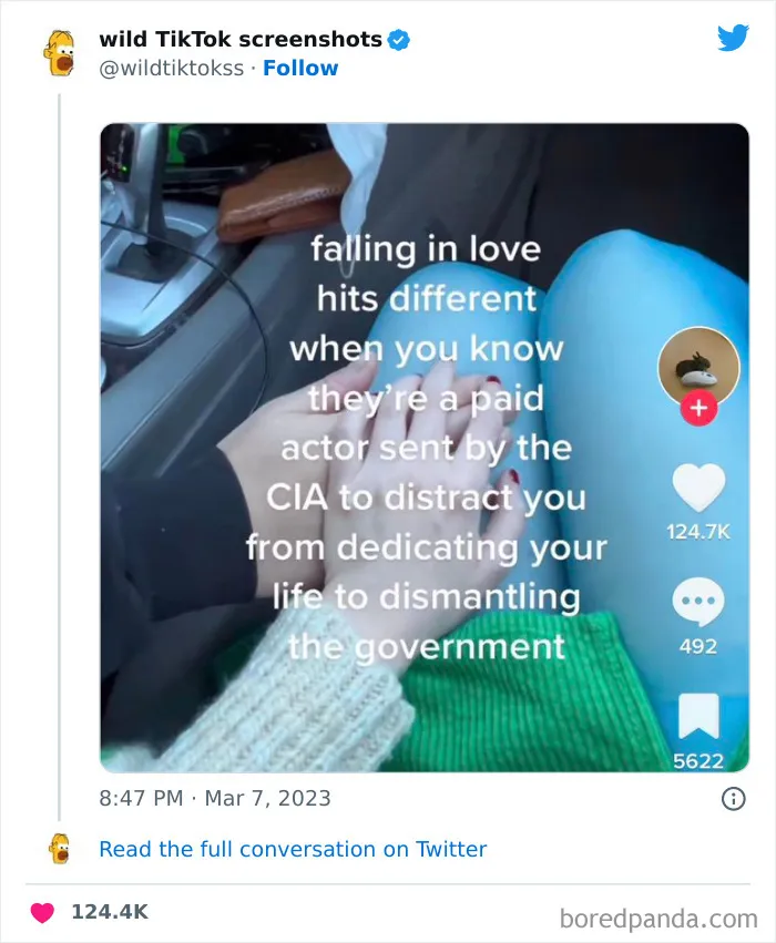 50 Wild, Weird, And Cringy TikTok Moments That Will Forever Exist As Screenshots Online (New Pics)