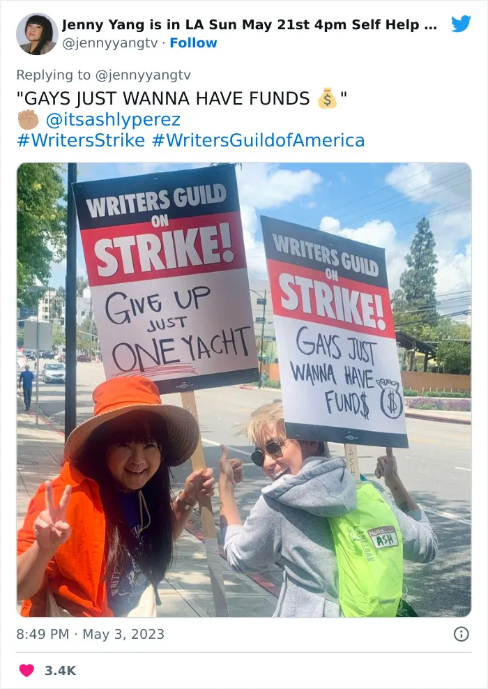 Writers Go On Strike And Of Course They Write The 30 Most Hilarious Signs For The Occasion
