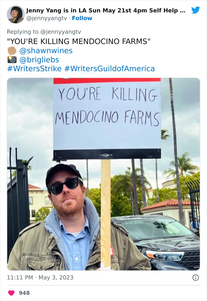 Writers Go On Strike And Of Course They Write The 30 Most Hilarious Signs For The Occasion