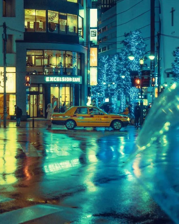 I Explored The Night Alleys Of Tokyo Under Neon Lights, And Here Are 30 Images That I Took