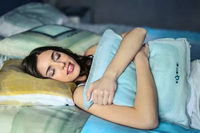 30 Unethical Life Hacks For Those Who Lack A Moral Compass, Shared By This TikTok Account