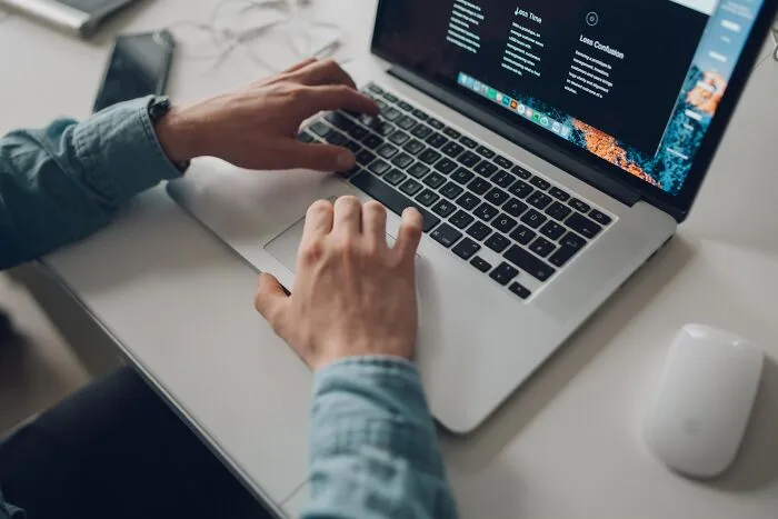 30 Unethical Life Hacks For Those Who Lack A Moral Compass, Shared By This TikTok Account